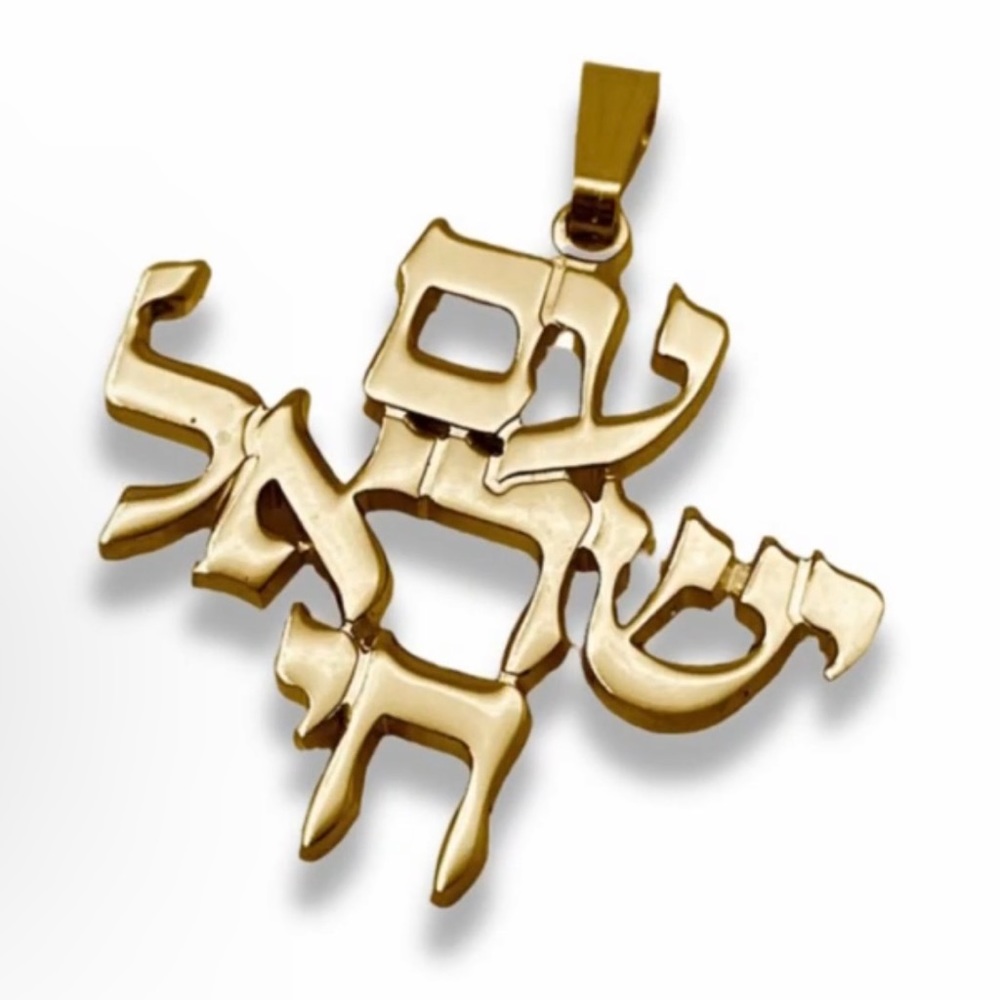 14k gold pendant